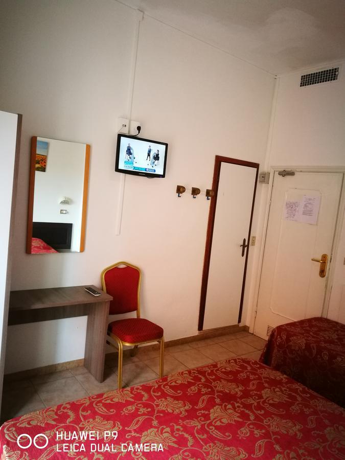 Hotel Riviera Rimini Zewnętrze zdjęcie